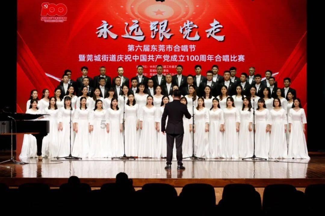 漆黑的森林逃脱